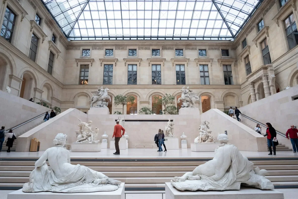 Louvre Museum Louvre Museum